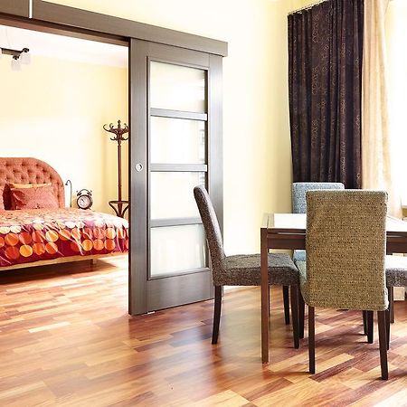 Lovely Funky Flat Near Royal Park Varsavia Esterno foto