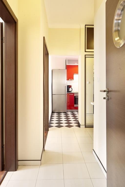 Lovely Funky Flat Near Royal Park Varsavia Esterno foto